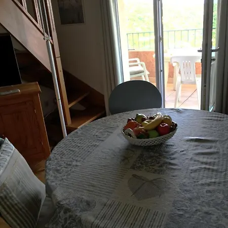 Le Baou D'angeli بيت للعطل