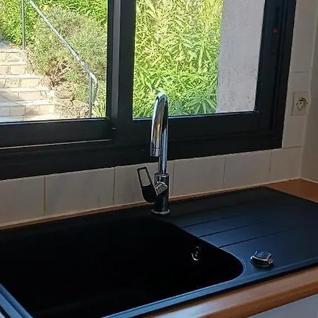 Le Baou D'angeli بيت للعطل